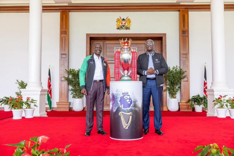 English Premier League Trophy Arrives In Kenya (14)