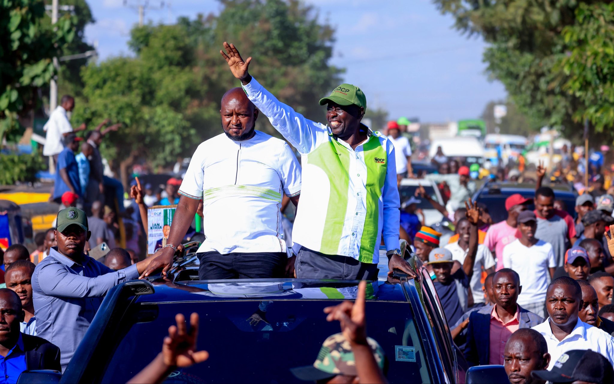 Former DP and Democracy for Citizens Party leader Rigathi Gachagua waves at the crowd during a meeting with rice farmers in Mwea, Kirinyaga county