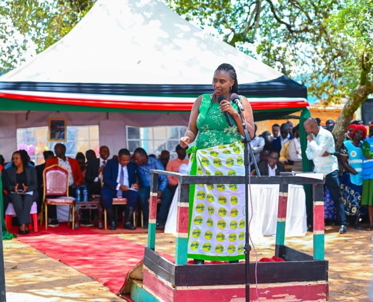 PS Mary Muthoni addressing Mutyambua area residents yesterday.