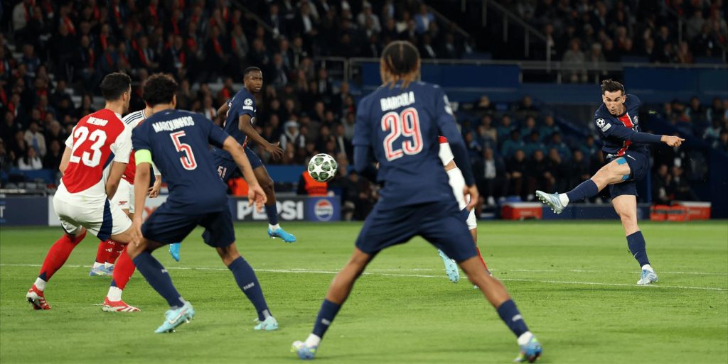 Paris Saint-Germain beat Arsenal 2-1 at the Parc des Princes