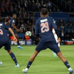 Paris Saint-Germain beat Arsenal 2-1 at the Parc des Princes