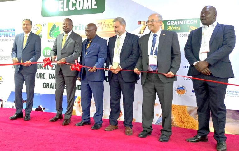 Agriculture and Livestock Development Cabinet Secretary Mutahi Kagwe (second left)