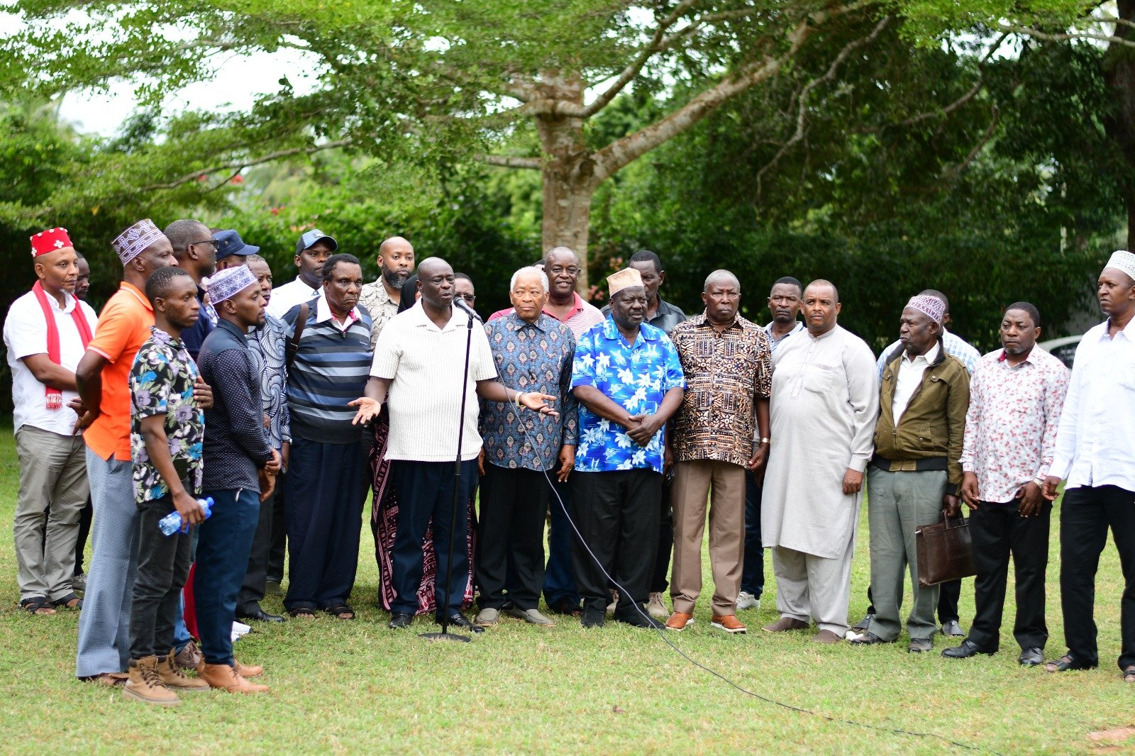 Former Deputy President Rigathi Gachagua with leaders from Mijikenda community led by Chirau Ali Makwere