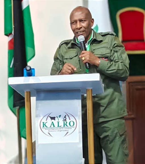 KALRO chairman Dr Thuo Mathenge addressing the delegates