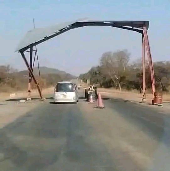 Posh estate entry gate