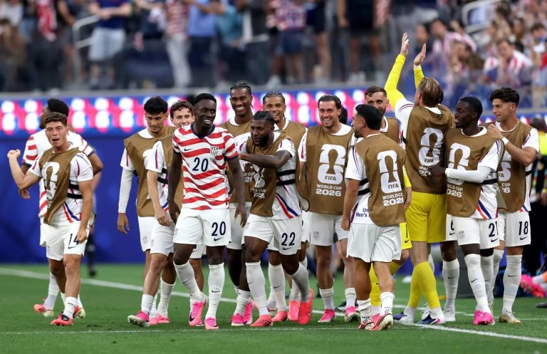 USA Brush Aside Paraguay with Four-Goal World Cup Statement