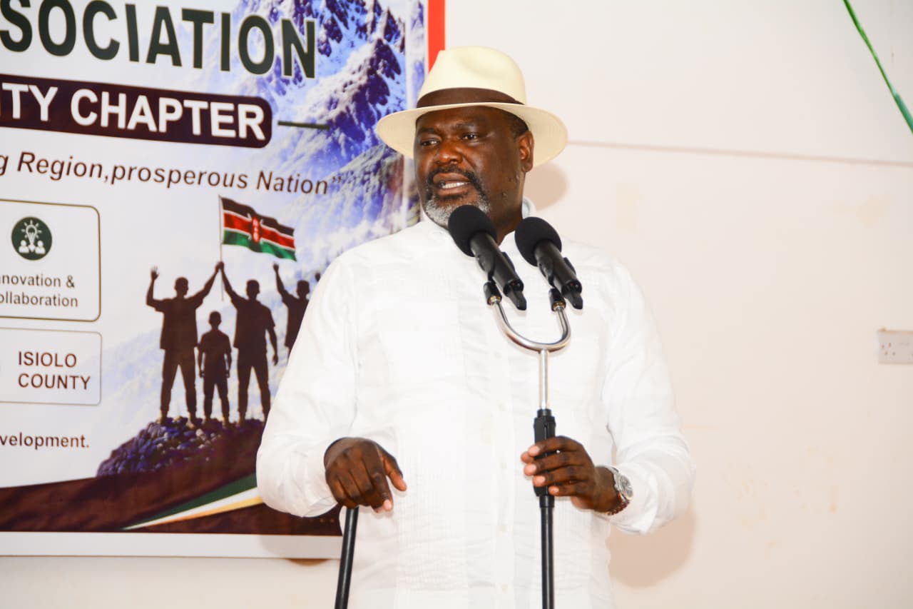 CS Geoffrey Ruku addresses youths during an engagement organised by the Mount Kenya East Youth Association.