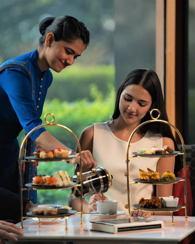 Photo 1 British Colonial style Champagne-Lounge-style still lives on in modern India despite seven decades of indpendence. Photo Courtesy