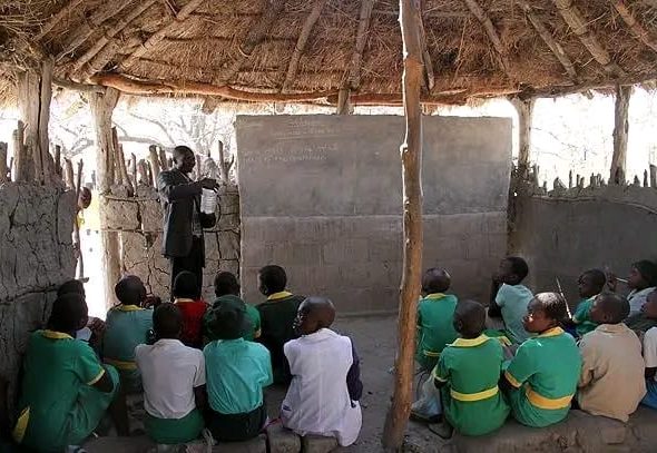Zimbabweans classroom