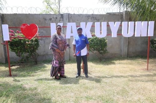 Wiper Patriotic Front leader Kalonzo Musyoka with Aisha Jumwa.
