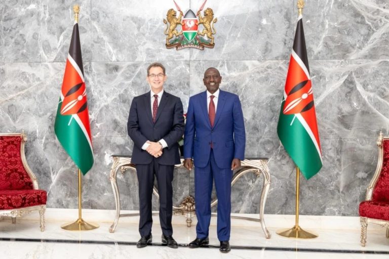 President William Ruto with Pfizer Chairman and Chief Executive Albert Bourla at State House