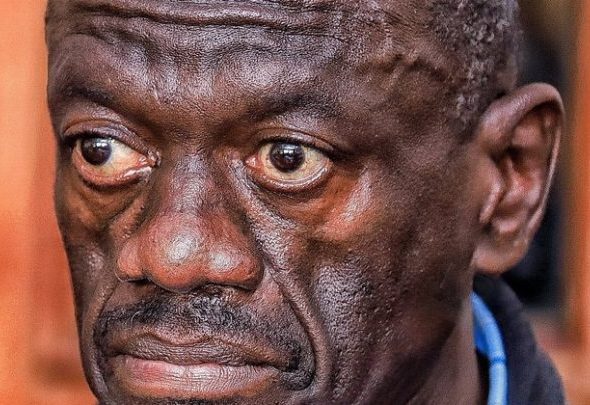 Dr Kizza Besigye Kifefe