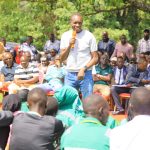 Kisii county governor Simba Arati addressing the fourth cohort of Kazi Mashinani