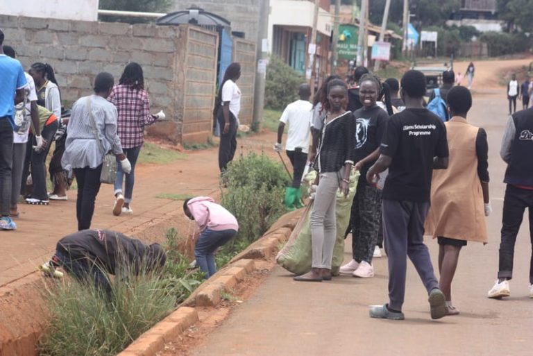Laikipia students clean up local market