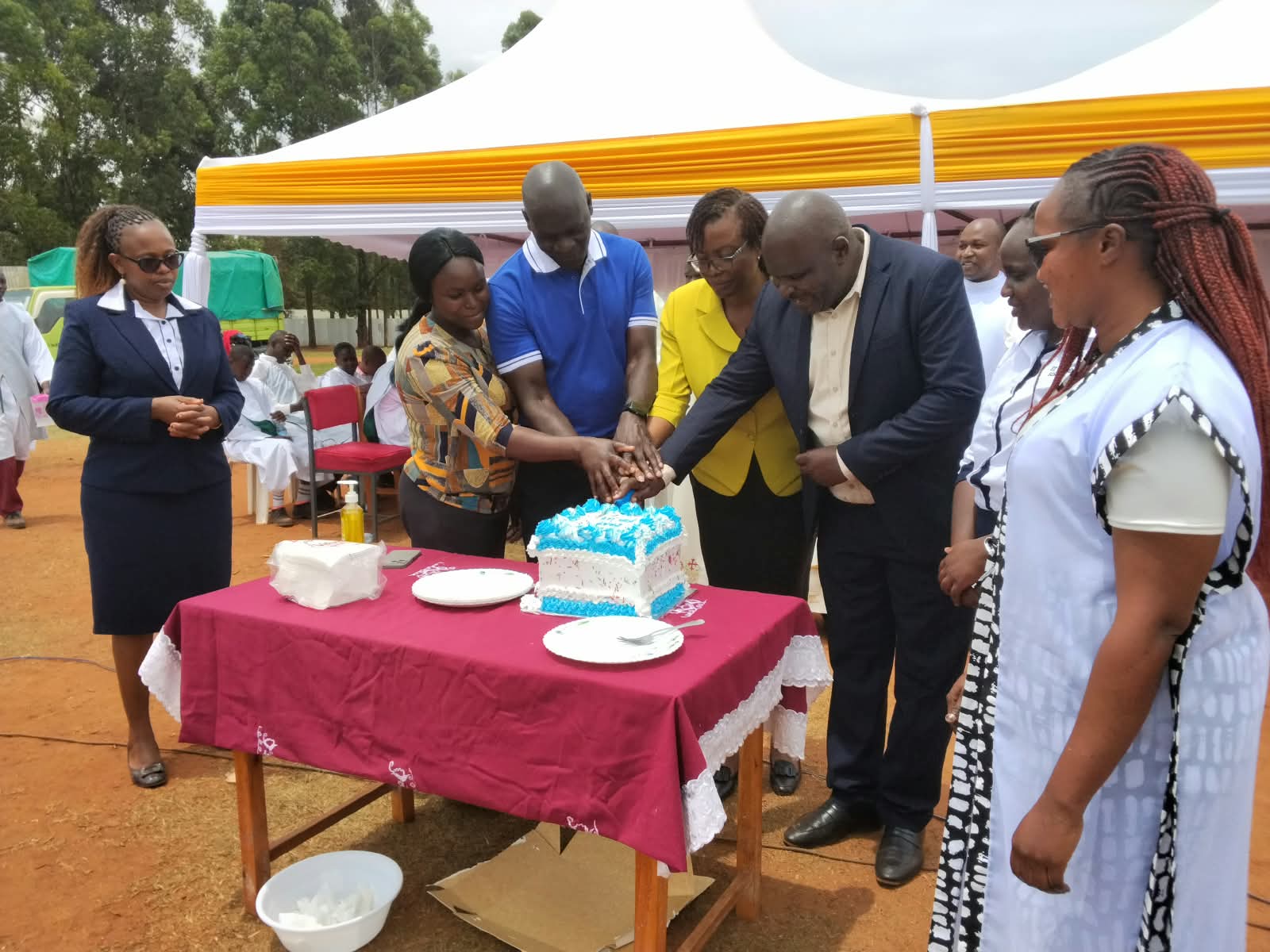 St Teresa's day teachers cake cutting as they celebrate the day