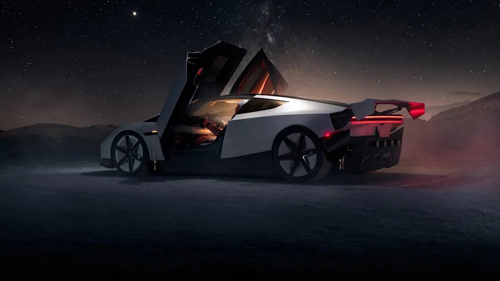 Tesla Roadster finally arrives